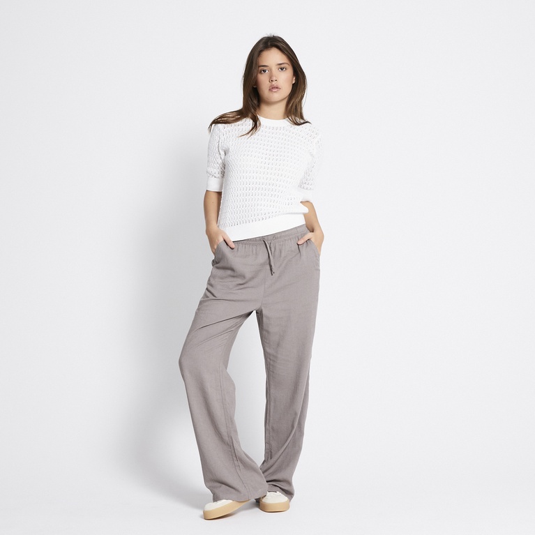 Mönsterstickad tröja "Viola"